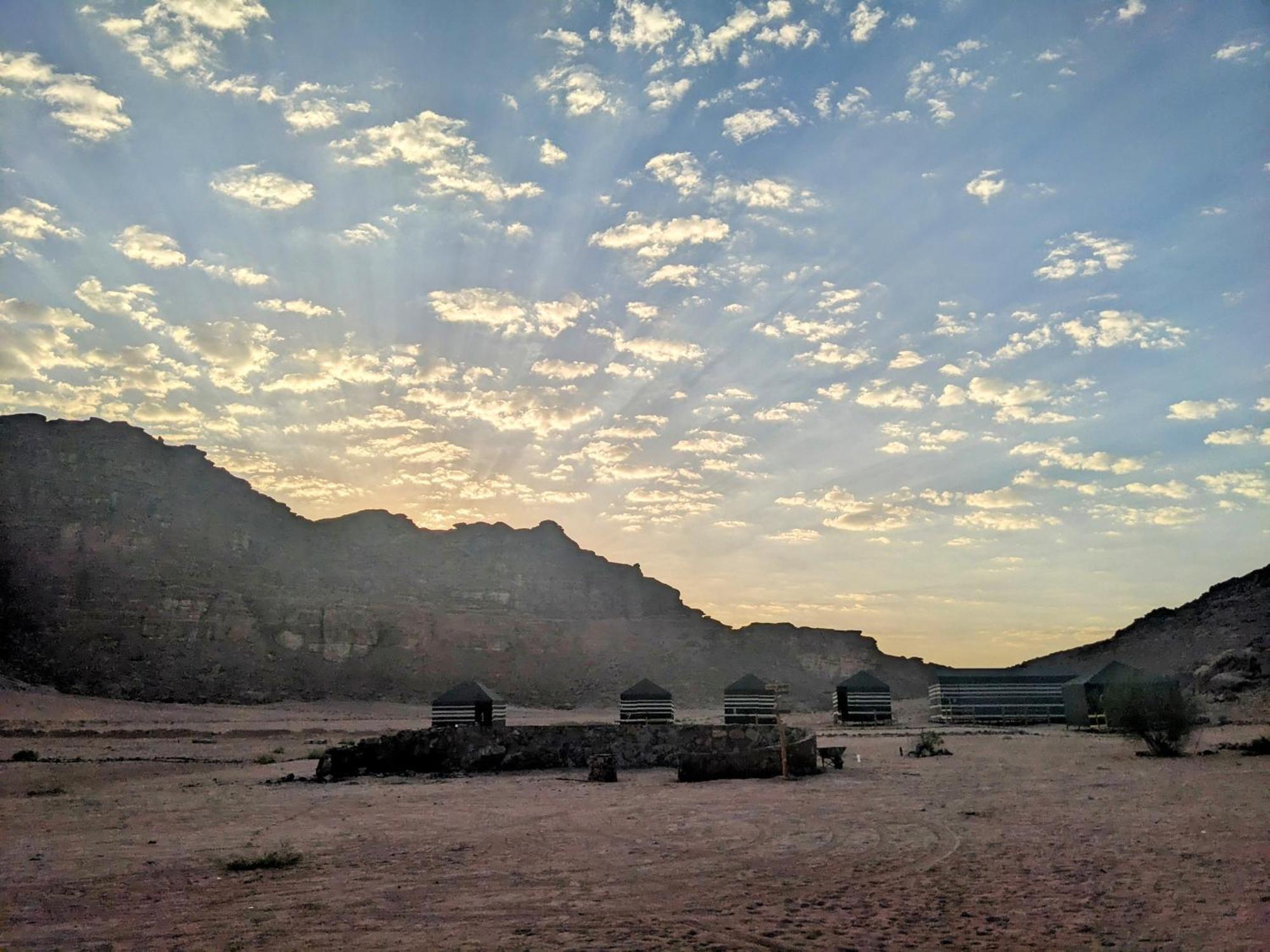 Wadi Rum Camp & Jeep Tour エクステリア 写真